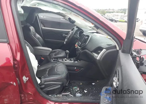 2015 Jeep Cherokee Trailhawk from USA, damaged, VIN 1C4PJMBS2FW712842